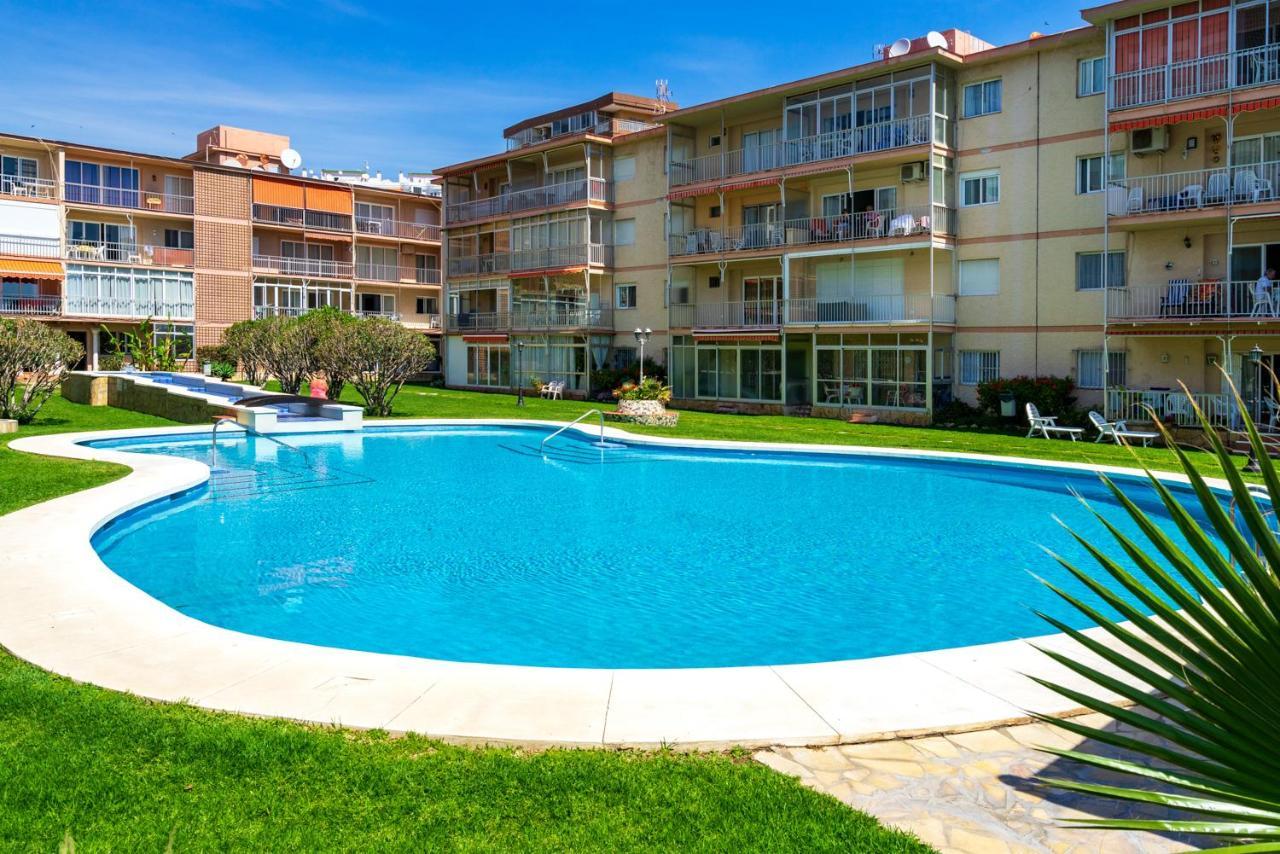 Beachfront Seaview Apartment In Los Boliches By Costarentals - Ref 141 フエンヒロラ エクステリア 写真